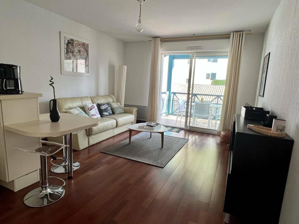 Appartement T2 A Cambo-Les-Bains Avec Piscine, Terrasse Et Parking Prive, Proche Des Thermes - Fr-1-495-82 Exteriér fotografie